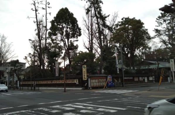 烏丸通りと護王神社